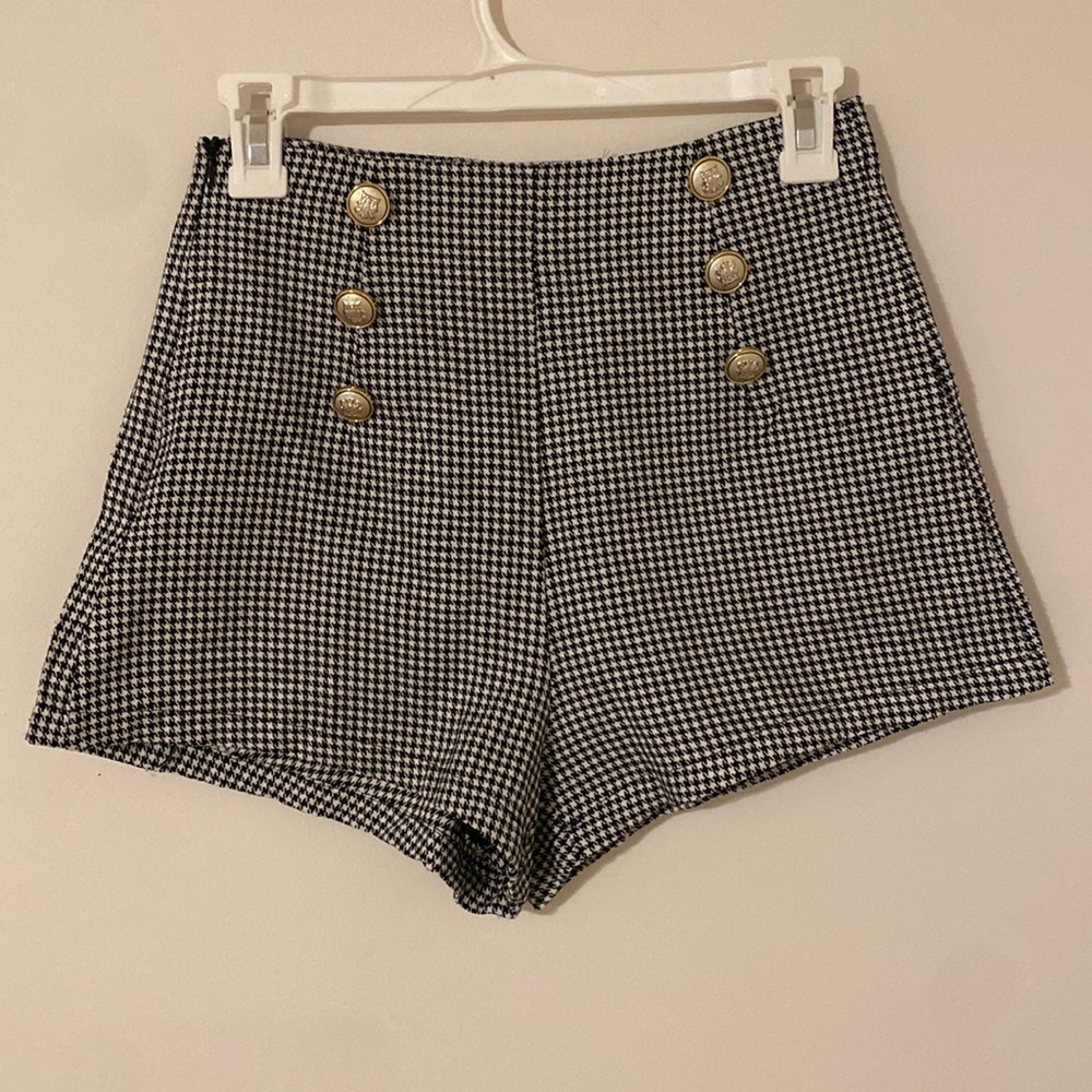 High Waisted Houndstooth Sailor Shorts - size XS